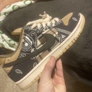 Nike dunk great condition